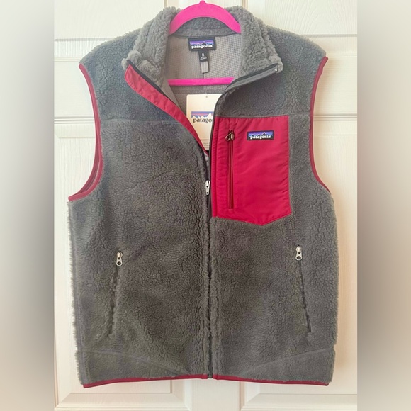 Patagonia Other - Patagonia Gray Fleece Vest with Red Accent